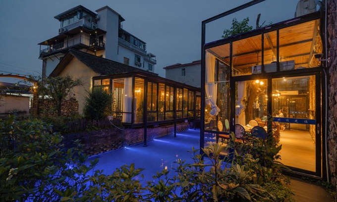 Yongding House | Relax at Tian's Resort: Rated 9.4 with Pool & Spa Access
