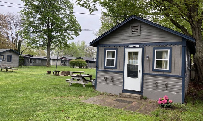 Geneva-on-the-Lake Cottage | Experience Tiana Cottages: Pool, Fire Pit & Nightlife Fun!