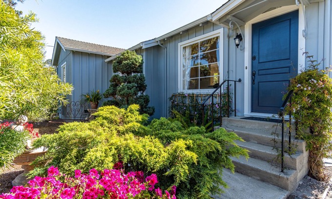 Northeast Carmel Cottage | Discover Tick-Tock Cottage: Guest Rated 10/10, Pet Friendly