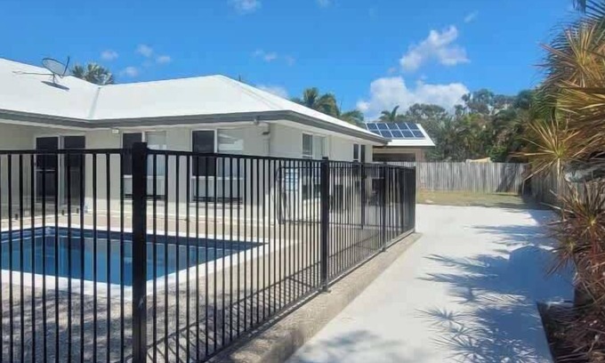 Agnes Water House | Elegant Tides Inn with Private Plunge Pool & Ocean Views