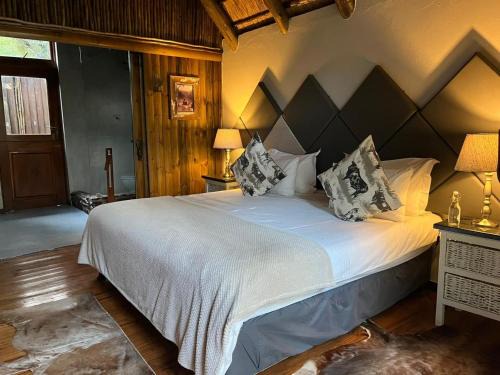 Maanhaarand Bed & Breakfast | Discover Tidimalo Lodge: Poolside Retreat with Great Reviews