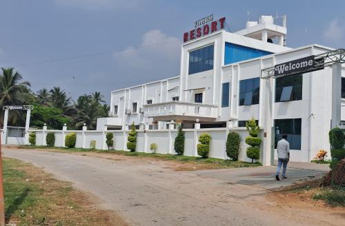 Shrirangapattana Hotel | Relax at Tie River Side Resort: Family-Friendly Amenities