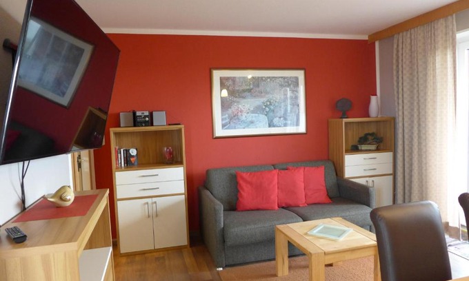 Horum Apartment | Comfortable Stay at Tief 10 Steuerbord with Private Pool