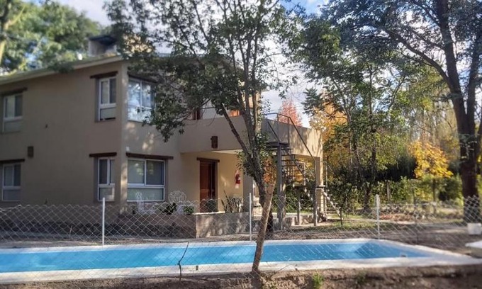 Vaqueros Apartment | Top-Rated Tierra de Ceibo: Pet-Friendly with Pool & Breakfast