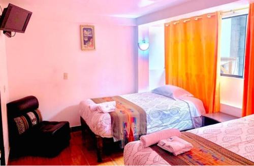 Aguas Calientes House | Cozy Tierra Mágica Hostal: Family-Friendly Getaway Awaits