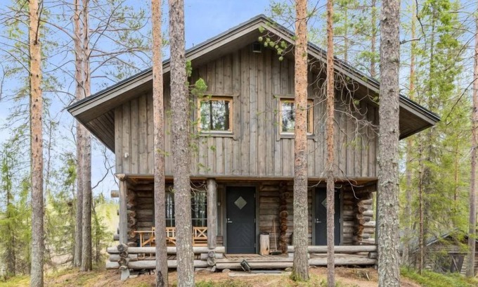 Yllasjarvi House | Experience Tievatupa 1 by Interhome: Top-Rated Lake Views