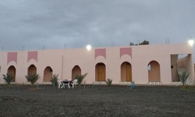 Merzouga Bed & Breakfast | Exceptional Tifinagh Guest House with Breakfast & Family Amenities