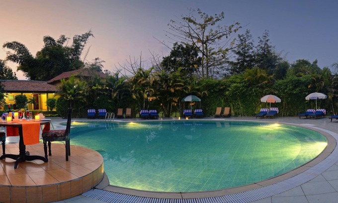 Tala Hotel | Cozy Tiger's Den Resort: Family-Friendly Stay in Bandhavgarh