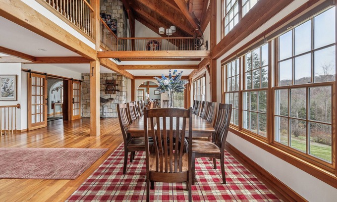 West Hartford House | Discover Comfort at Tigertown Lodge with Family-Friendly Amenities