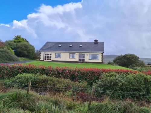 Derravonniff House | Discover Family-Friendly Comfort at Tigh Mhartin