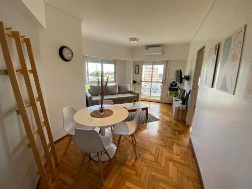 Tigre Apartment | Elegant Tigre Center Tower with Pool & 24/7 Security