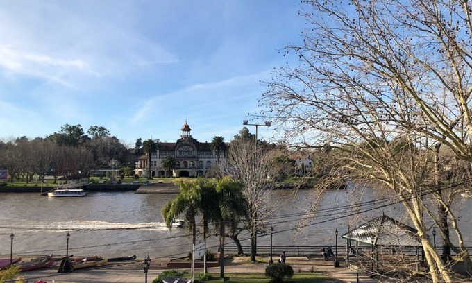 Tigre House | Scenic Retreat at Tigre View Department for Unforgettable Stays