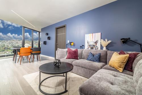 Tijuana Apartment | Beautiful Tijuana Hotel with Amazing Views and Pool