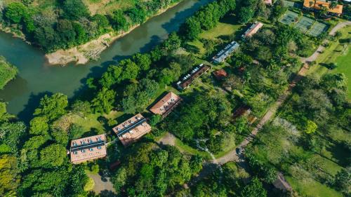 Muelle San Carlos Hotel | Relaxing Tilajari Hotel Resort with Pool & Ocean Views