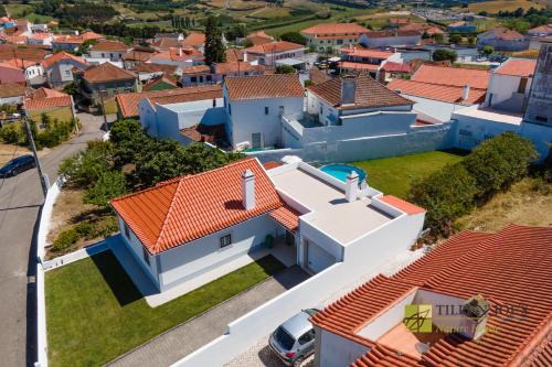 Lourinha House | Unwind at Tilli'n'Joe's Nature House - 4-Star Oceanfront Retreat