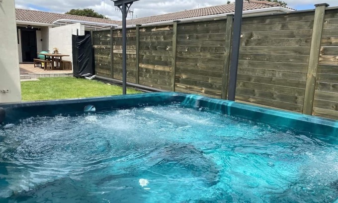 Rotorua House | Experience Tilsley Inn: Spa Pool & Top-Rated Hospitality