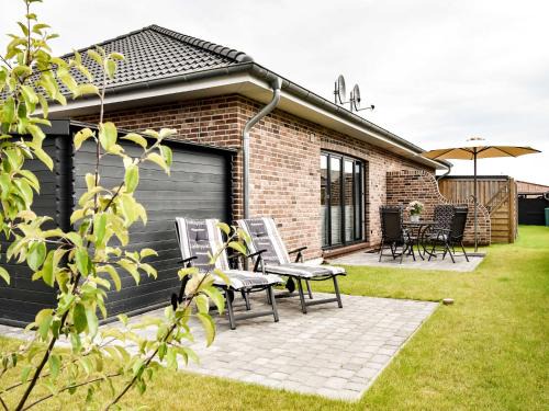 Gelting Apartment | Relax at Tim's Huus Strandbrise with Oceanfront Views