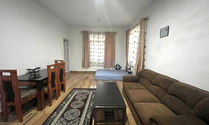 Gunehr Apartment | Cozy Tim Tim's Cottage: Child-Friendly Getaway Awaits