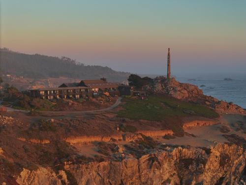Timber Cove Hotel | Discover Timber Cove Resort: Family-Friendly & Pet Friendly