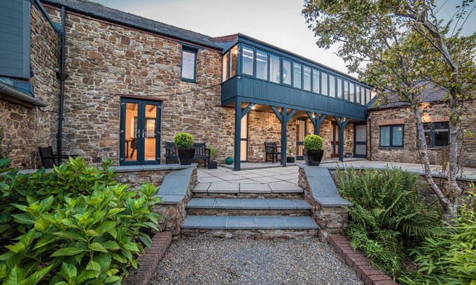 St Brides House | Experience Timber Hill - Parkfields: Oceanfront Bliss Awaits