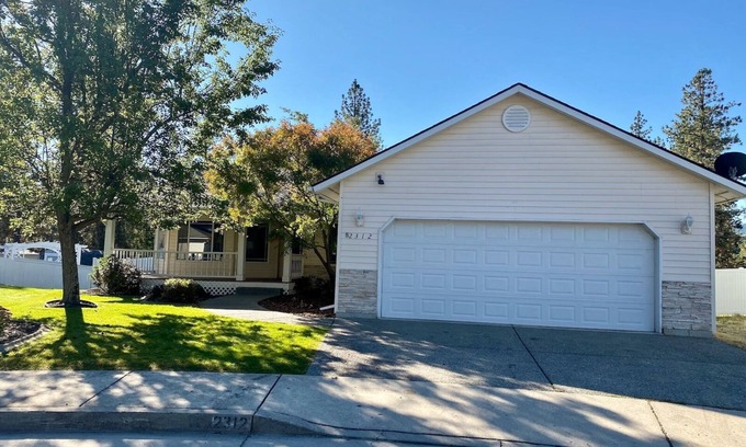 Post Falls House | Scenic Timbercrest Retreat: Ideal for Families & River Views