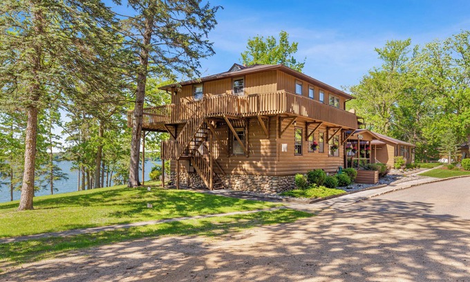 Park Rapids House | Inviting Cabin #11: 2BR Loft at Timberlane Resort