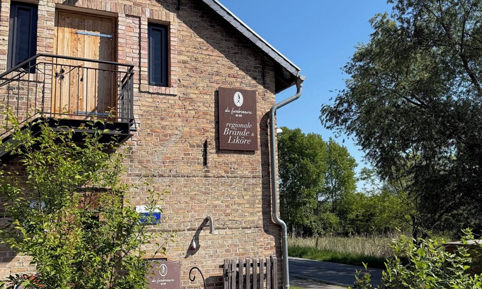 Niederfinow Apartment | Time out above the distillery - between craftsmanship, tranquillity and enjoyment.