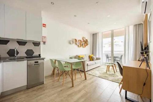 Armacao de Pera Apartment | Oceanfront Timeless Beach III Apartment - Guest Rated 9.8
