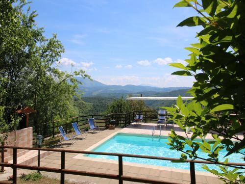 Apecchio House | Exquisite Holiday Home in Apecchio with Garden & Pool