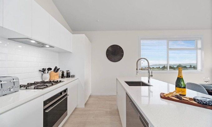 Taupo House | Guest Rated: 9.8 at Wheretia Street with Family Amenities
