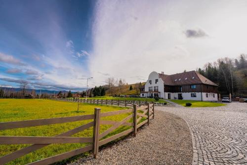 Siculeni Hotel | Timian Chalet: Guest Rated 9.6 with Spa and Pet-Friendly Amenities