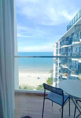 Balok Apartment | Beautiful Timur Bay Sea View Family Suite with Pool Access