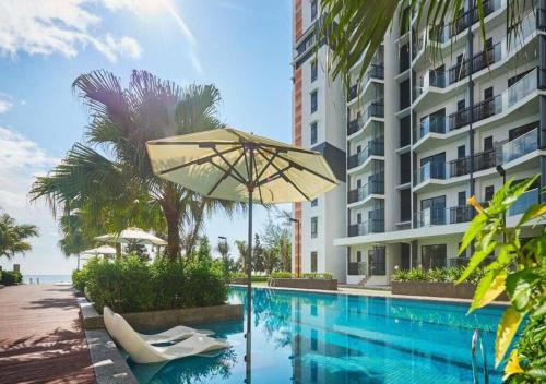 Kuantan Apartment | Seafront Getaway: Timurbay Residences with Ocean Views