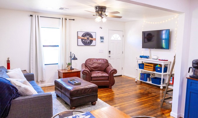 Midwest City House | Perfect Haven: The Maverick Whole House Getaway