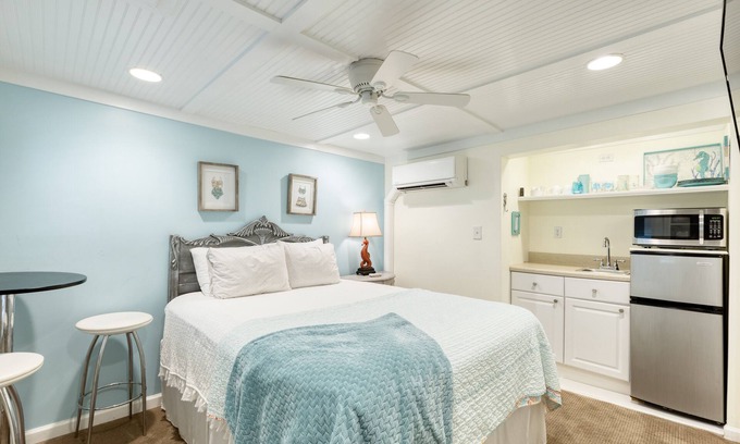 Folly Beach House | Cozy Retreat Steps from the Beach with Ocean View