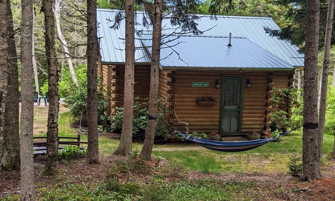 Lubec Cabin | Cozy Lighthouse Cabin with Oceanfront Views & Pet-Friendly