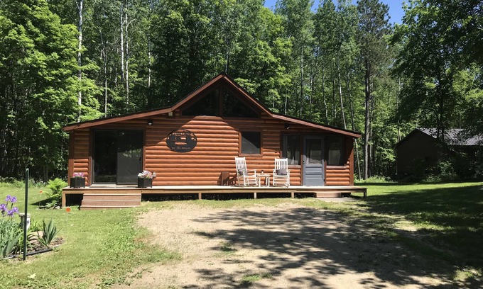 Longville Cabin | Cozy Cabin Retreat Near Woman Lake with Family Amenities