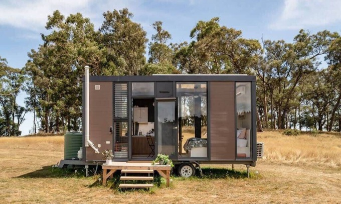 Bunding House | Exceptional Tiny Divine Farmstay with Family-Friendly Amenities
