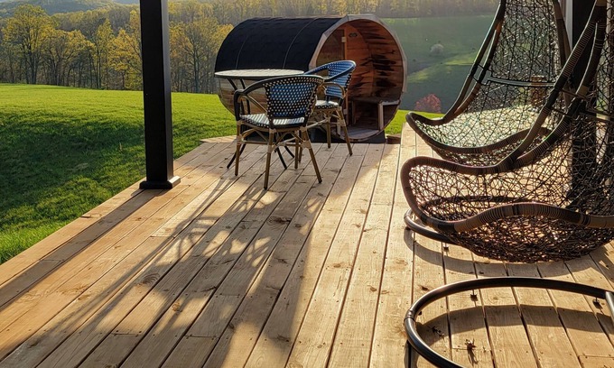 Baker Cabin | Mountain View Retreat with Spa & Dry Sauna Access