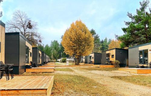 Pleinfeld House | Cozy Tiny Haus 83 by Brombachsee with Family Amenities