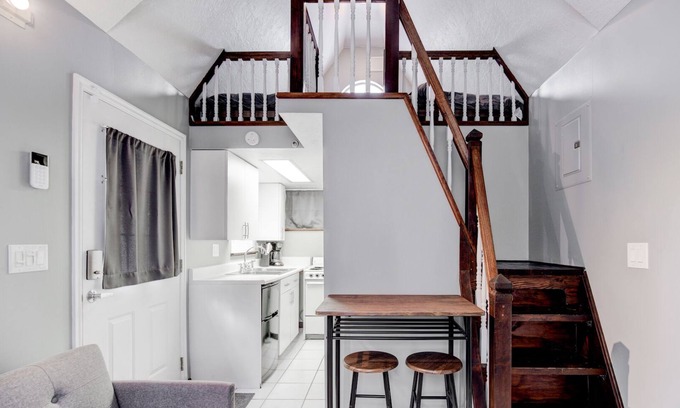 South Ogden Cottage | Cozy Hideaway Tiny Home with Breakfast & Family Amenities