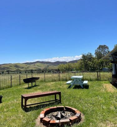 Yass River Apartment | Tiny Home on Yass River - Private Farm Stay- Pet and Horse Friendly