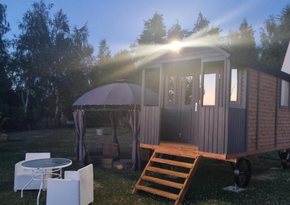 La Forestiere Other | Cozy Tiny House Retreat with Hot Tub and Breakfast Included