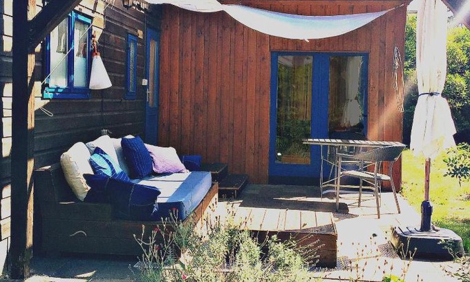 Rehburg-Loccum House | Oceanfront Tiny House near Mardorf at Steinhuder Meer