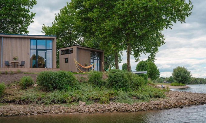 Maurik House | Discover Holiday Homes in Maurik, GH with Family-Friendly Amenities
