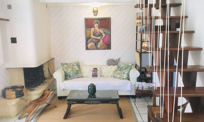 Cazaux House | Family-Friendly Tiny House with Pool & Ocean Views