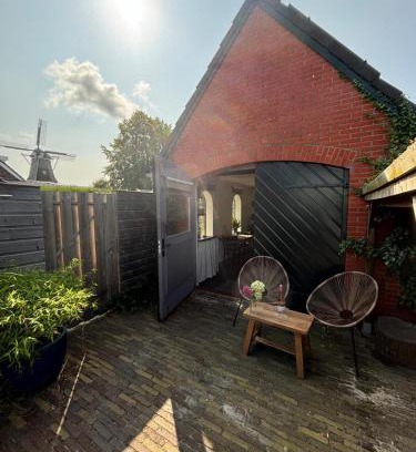 Peize House | Discover Tiny House De Smederij: Family-Friendly Retreat