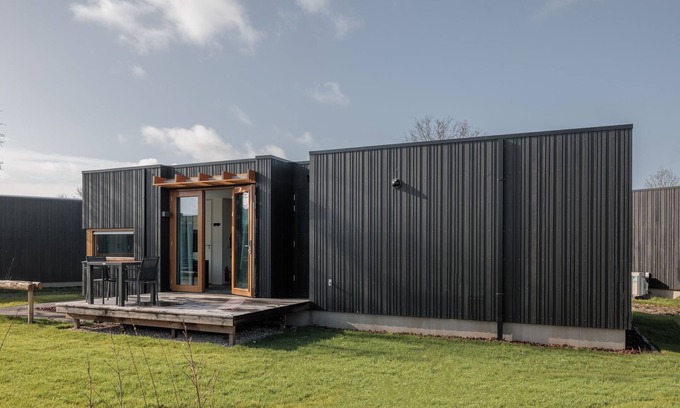 Scharendijke House | Cozy Tiny House with Air Conditioning near Grevelingenmeer