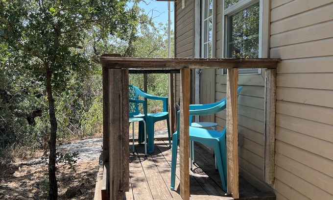 Graham Cabin | Cozy Tiny House in the Woods - 10/10 Guest Rated!
