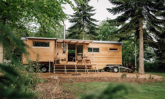 Emstek Apartment | Enchanting Tiny House Retreat in Nature - Guest Rated 9/10